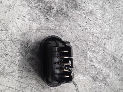 Right front window switch DACIA DUSTER (HS_) 1.5 dCi | BP30009228I26