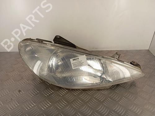 Used Right headlight PEUGEOT 206 Hatchback (2A/C) 1.4 i (75 hp) 30023233