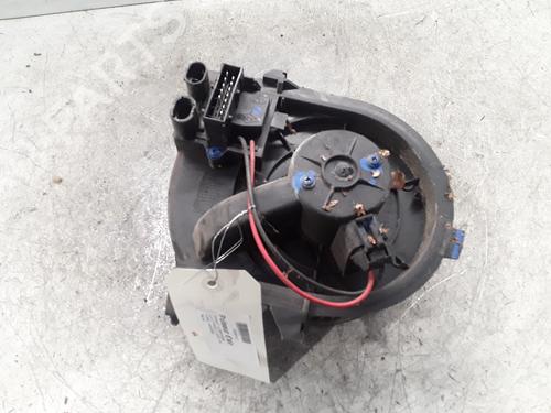Used Heater blower motor RENAULT CLIO II (BB_, CB_) 1.5 dCi (B/CB07) (65 hp) 30012735