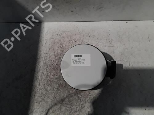 Used Fuel flap Fuel flap FIAT PUNTO EVO (199_) 1.3 D Multijet (199AXC1A, 199BXC1A, 199AXT1A, 199BXT1A) (75 hp) 30011190 30011190
