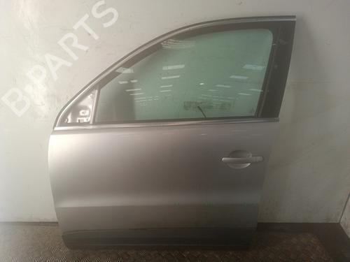 Used Left front door VW TIGUAN (5N_) 2.0 TFSI 4motion (200 hp) 31583671