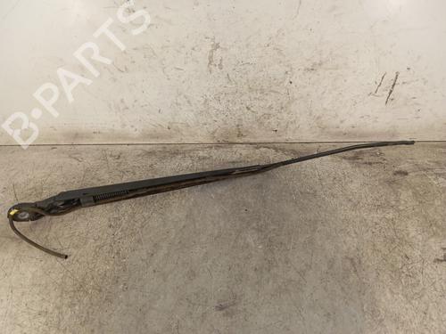 Used Front windshield wiper arm CITROËN C4 CACTUS 1.6 BlueHDi 100 (99 hp) 30019729
