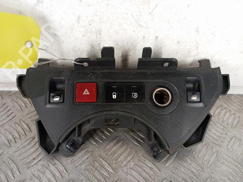 Used Left front window switch PEUGEOT PARTNER Box Body/MPV 1.6 HDi (75 hp) 31375586