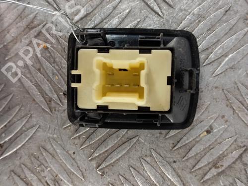 Used Right front window switch Right front window switch FIAT TALENTO Van (296_) 1.6 D (121 hp) 34478030 34478030