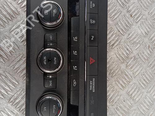 climate-control-seat-leon-5f1-2012-2013-2014-2015-2016-2017-2018-2019-2020-2021-38032221 main image
