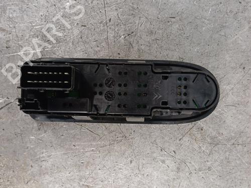 Left front window switch CITROËN C3 II (SC_) 1.6 BlueHDi 100 | BP30018154I27