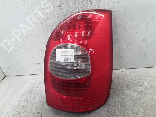 Feu arrière droit CITROËN XSARA PICASSO (N68) 1.6 HDi (90 hp) 30008801