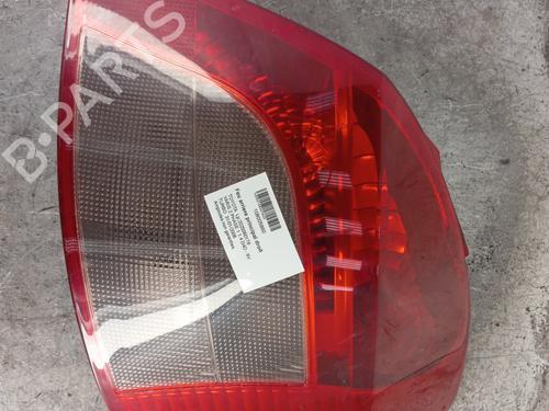 Used Right taillight TOYOTA YARIS (_P9_) 1.4 D-4D (NLP90_, NLP90R) (90 hp) 30012638
