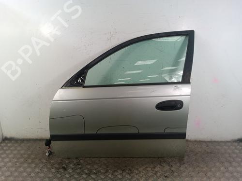 Used Left front door TOYOTA AVENSIS (_T22_) 1.6 i (AT220_, AT220R) (101 hp) 30014910