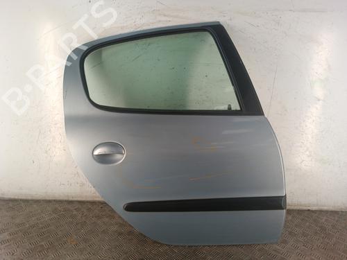 Used Right rear door PEUGEOT 206 Hatchback (2A/C) 1.4 i (75 hp) 30023232