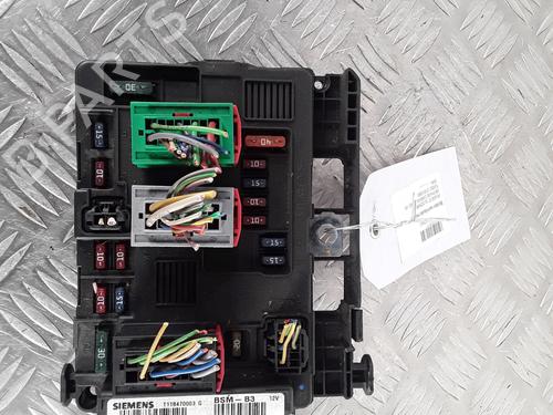Used Fuse box PEUGEOT 206 SW (2E/K) 2.0 HDi (90 hp) 30022992