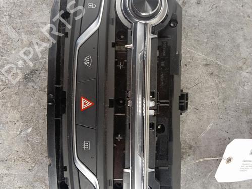 Used Climate control PEUGEOT 308 SW II (LC_, LJ_, LR_, LX_, L4_) 1.2 THP 110 (110 hp) 30012495