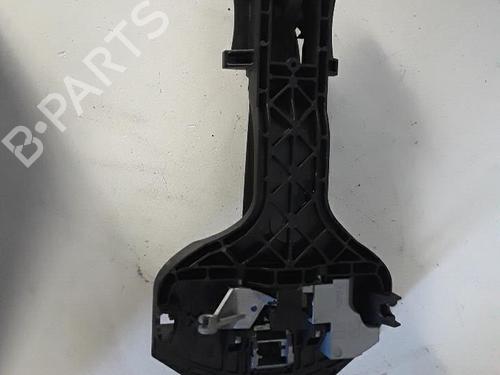 Højre fortil udvendigt håndtag MERCEDES-BENZ SPRINTER 5-t Van (B906) 519 CDI / BlueTEC (906.653, 906.655, 906.657) (190 hp) 30021940