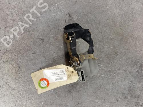 Vergrendeling rechts achter PEUGEOT 206 Hatchback (2A/C) 1.4 i (75 hp) 30010219