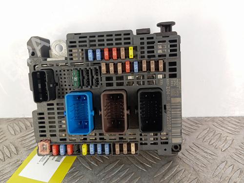 fuse-box-peugeot-508-sw-i-8e_-2010-2011-2012-2013-2014-2015-2016-2017-2018-32318104 main image