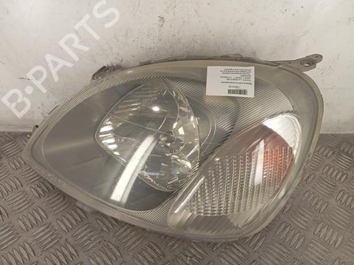 Phare gauche TOYOTA YARIS (_P1_) 1.3 (NCP10, SCP12_) (86 hp) 31943543