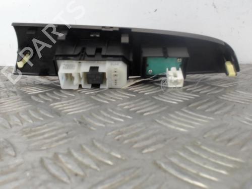 BP30022638I26 main image