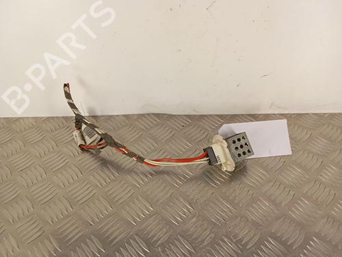 Used Heater resistor RENAULT MASTER II Van (FD) 2.5 dCi (FD02) (101 hp) 30008346