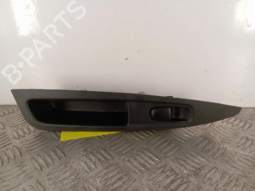 Used Left rear window switch NISSAN QASHQAI II (J11, J11_) 1.2 DIG-T (115 hp) 32524610