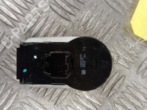 switch-opel-corsa-d-s07-2006-2007-2008-2009-2010-2011-2012-2013-2014-2015-31310367 main image