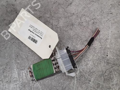 Used Heater resistor DACIA LOGAN MCV (KS_) 1.5 dCi (KS04) (88 hp) 30014839