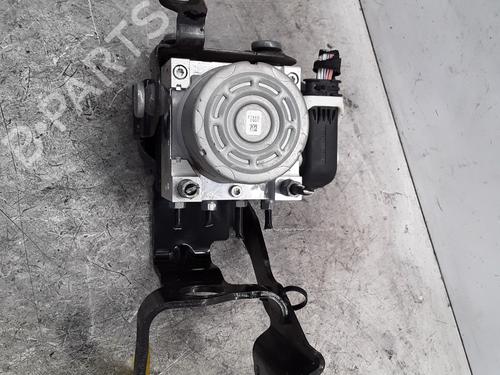 Used ABS pump OPEL CORSA F (P2JO) 1.5 (68) (102 hp) 30025824