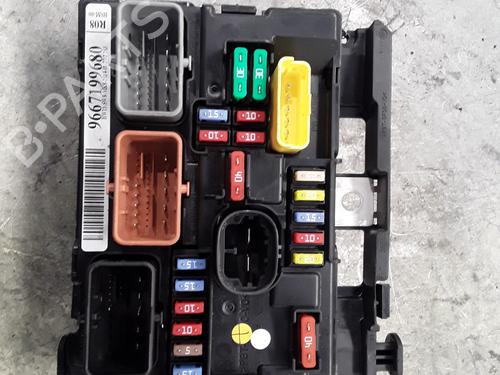 Sikringsdåse CITROËN C3 II (SC_) 1.4 HDi 70 (SC8HZC, SC8HR0, SC8HP4) (68 hp) 30025759