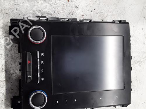 Used Display monitor RENAULT MEGANE IV Hatchback (B9A/M/N_) 1.5 dCi 110 (B9A3) (110 hp) 30020819