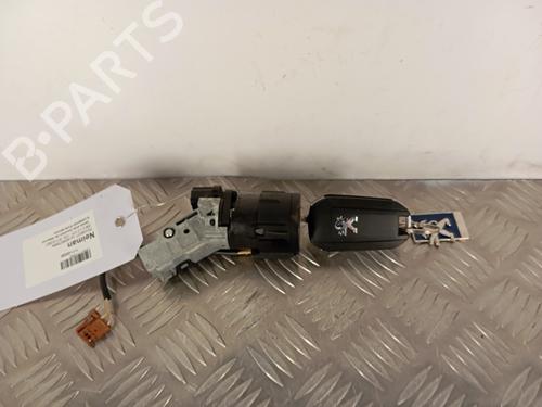 Used Ignition barrel PEUGEOT 208 II (UB_, UP_, UW_, UJ_) 1.2 PureTech 75 (75 hp) 30023212
