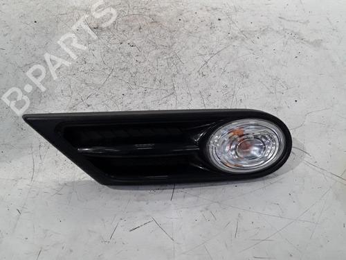 Used Right front indicator Right front indicator MINI MINI CLUBMAN (R55) Cooper (122 hp) 30015879 30015879
