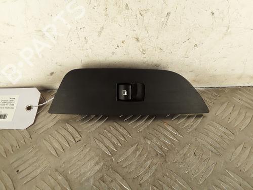 Used Right rear window switch BMW X1 (E84) sDrive 20 d (177 hp) 30174169
