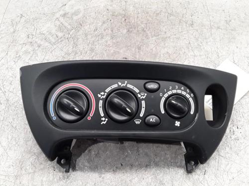 Used Climate control Climate control RENAULT MEGANE Scenic (JA0/1_) 2.0 i (JA02, JA0G) (109 hp) 30009450 30009450