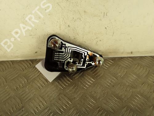 Używane Oprawka żarówki BMW X3 (E83) 2.0 d (150 hp) 30019673