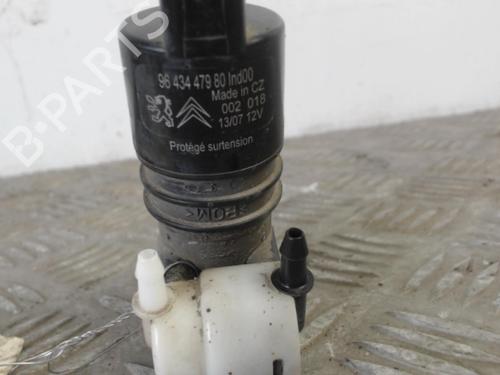 Ruitensproeierpomp PEUGEOT 407 SW (6E_, 6D_) 2.0 HDi 135 (136 hp) 30022582