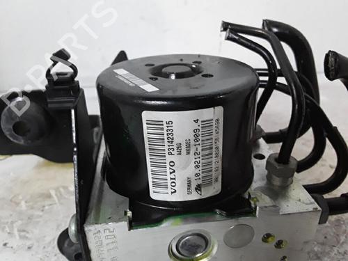 Abs pomp VOLVO V40 Hatchback (525) D3 | BP30021168M43 