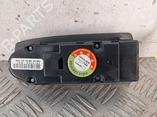 Left front window switch BMW X3 (E83) 3.0 i xDrive | BP36470317I27 - Image 2
