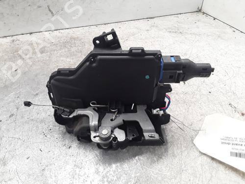 Używane Zamek drzwi przednich prawych VW GOLF V (1K1) 1.9 TDI (105 hp) 30008947