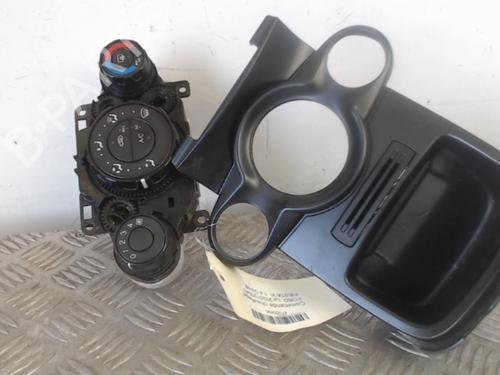 Commande Chauffage FORD FIESTA VI (CB1, CCN) 1.4 TDCi | BP30022591I5 