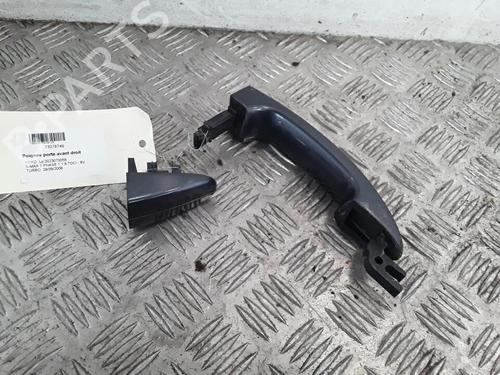 Używane Klamka zewnętrzna drzwi przednich prawych FORD S-MAX (WA6) 1.8 TDCi (125 hp) 30015963