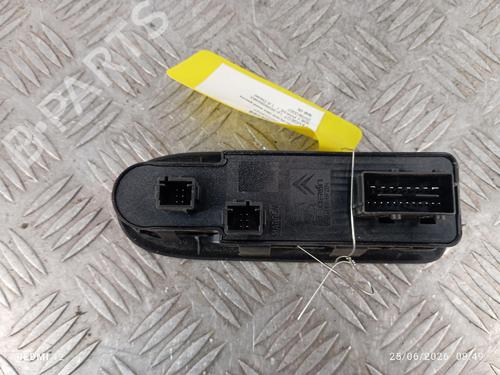 Used Left front window switch Left front window switch 36871891 36871891
