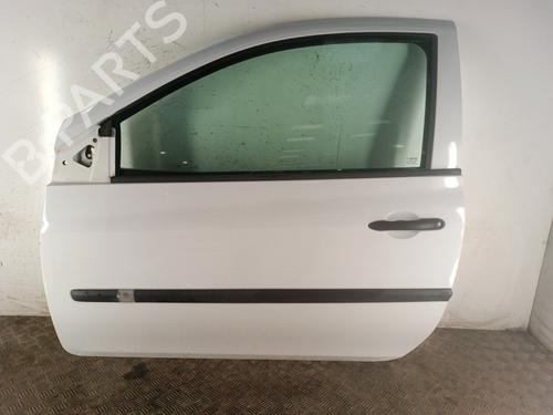 Used Left front door RENAULT CLIO III (BR0/1, CR0/1) 1.5 dCi (BR17, CR17) (86 hp) 30171665