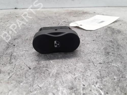Used Right front window switch DACIA DUSTER (HS_) 1.5 dCi (86 hp) 30009228