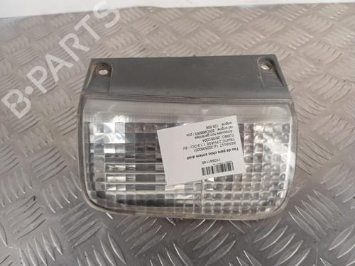 Used Rear bumper right light RENAULT TRAFIC II Van (FL) 1.9 dCi 80 (FL0B) (82 hp) 30023282