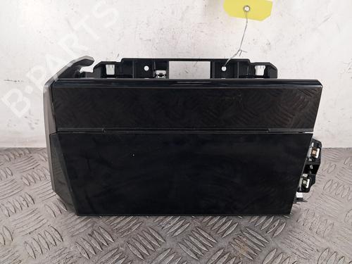 Used Display monitor PEUGEOT 308 III (FB_, FH_, FP_, F3_, FM_) Hybrid 180 (F3DGXT, F3DGMH) (181 hp) 30850362