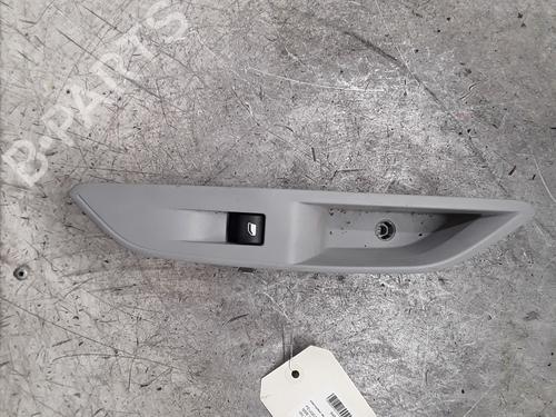 Used Left rear window switch PEUGEOT 5008 II (MC_, MJ_, MR_, M4_) 1.5 BlueHDi 130 (MCYHZJ, MCYHZR, MCYHZX) (131 hp) 30008627