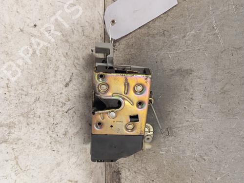 Front left lock PEUGEOT 307 Break (3E) 2.0 HDI 110 | BP30017004C98