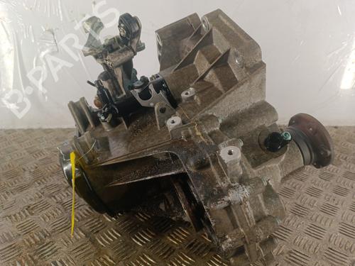 Used Gearbox Gearbox VW POLO IV (9N_, 9A_) 1.2 12V (64 hp) 33692140 33692140