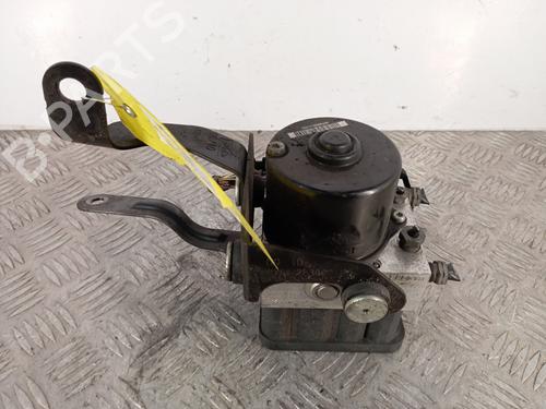 Used ABS pump ABS pump FORD FIESTA V (JH_, JD_) [2001-2014] 33693389 33693389