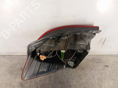 Used Right taillight TOYOTA COROLLA Verso (_E12_) 1.6 VVT-i (ZZE121_, ZZE121R) (110 hp) 30020222