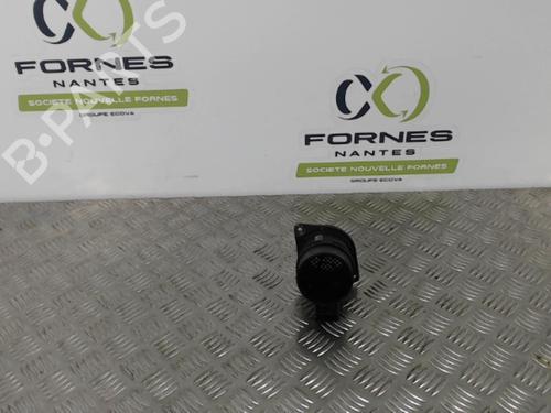 Mass air flow sensor VOLVO V40 Estate (645) 1.9 DI | BP30027763M95